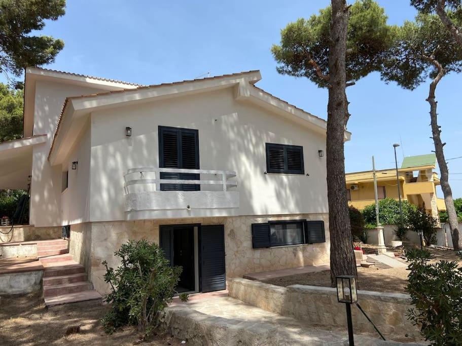 Casa Vacanze Amiche Del Mare Pulsano Dış mekan fotoğraf